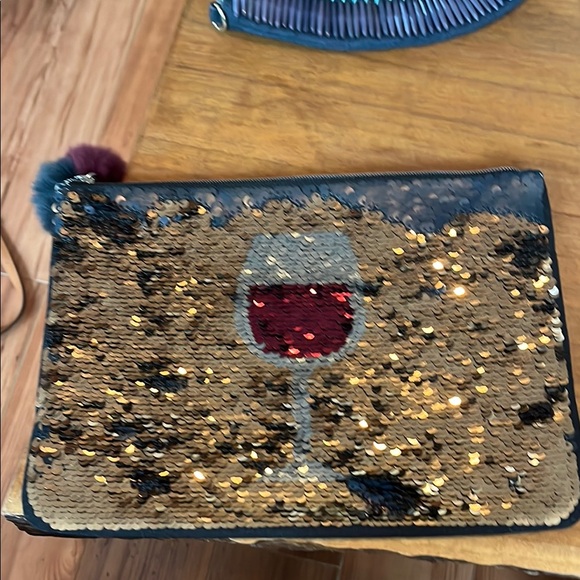 Stella & Dot Handbags - Stella & Dot Sequin Wine Glass Clutch